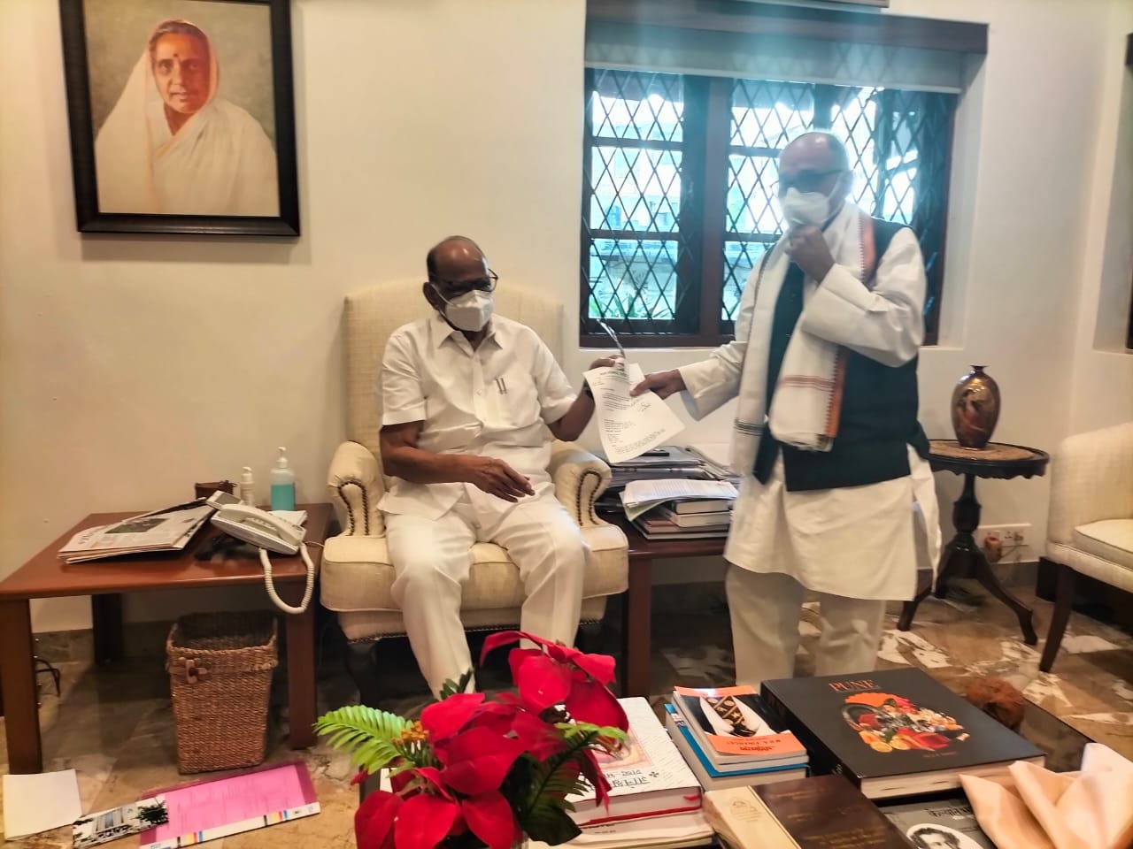 28fe12de-7d5f-4fdc-9e53-44562fea178b