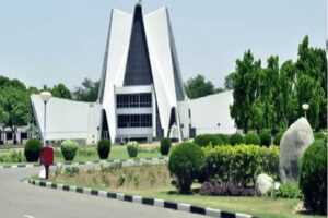 2020_4image_13_53_10276023037