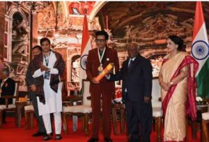 ग्ज्फह्गज्फ्ह्ग