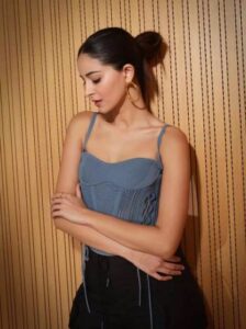 म्न्ब्वम्ब्न्ब