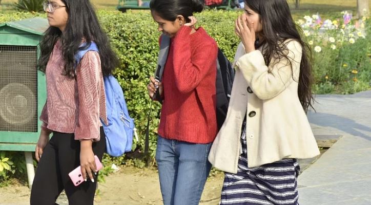 ग्ज्फ्कग्ज्क्फ़