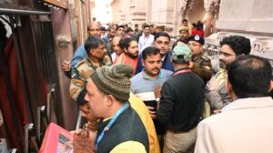 ग्ज्फ्कग्ज्फ्क