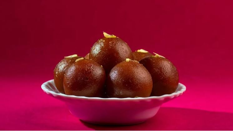 गुलाब जामुन