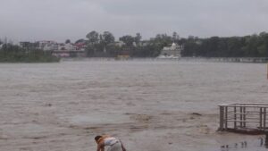 उत्त्रख्नद