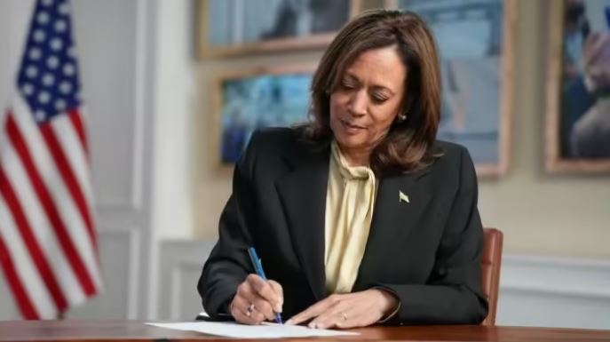 कमल हैरिस