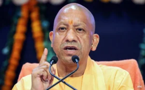 1ek4l6ng_yogi-adityanath-_625x300_26_March_25 (1)