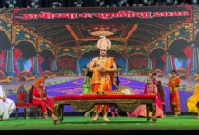 Photo of मुख्यमंत्री योगी आदित्यनाथ की पहल से दिल्ली में सजी फिल्मी सितारों की रामलीला, पहली बार बाल कलाकारों ने किया संपूर्ण रामायण का मंचन