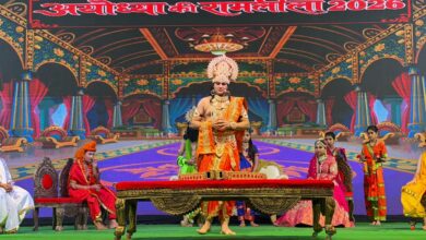 Photo of मुख्यमंत्री योगी आदित्यनाथ की पहल से दिल्ली में सजी फिल्मी सितारों की रामलीला, पहली बार बाल कलाकारों ने किया संपूर्ण रामायण का मंचन